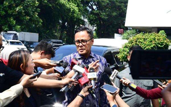 Danantara Sebut Pelindo hingga Pegadaian Berpotensi IPO di BEI Danantara Sebut Pelindo hingga Pegadaian Berpotensi IPO di BEI