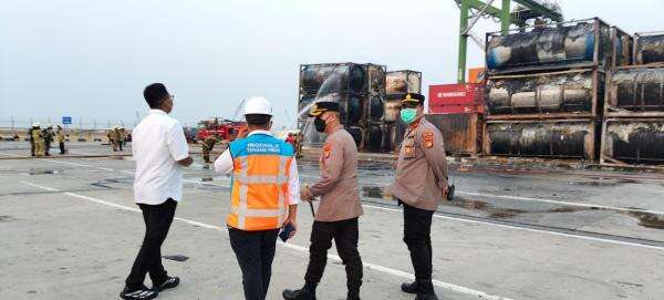 Kontainer Minyak Terbakar di Pelabuhan Tanjung Priok, Polisi Lakukan Pengusutan Kontainer Minyak Terbakar di Pelabuhan Tanjung Priok, Polisi Lakukan Pengusutan