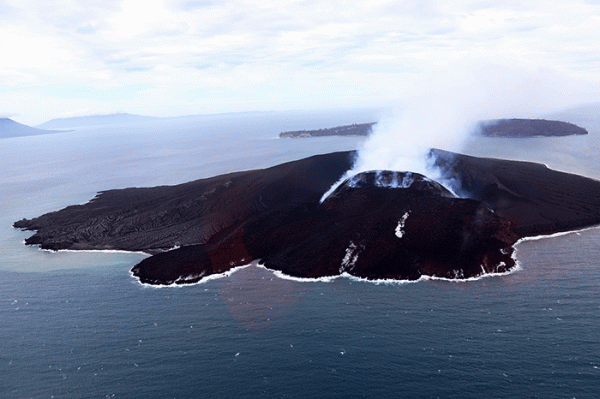 Aktivitas Gunung Anak Krakatau Meningkat, Tak Berpotensi Tsunami Aktivitas Gunung Anak Krakatau Meningkat, Tak Berpotensi Tsunami
