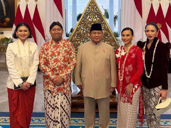 Profil Pancatera dan 4 Anggotanya, Minta Maaf Usai Unggahan HUT RI di Istana Negara Profil Pancatera dan 4 Anggotanya, Minta Maaf Usai Unggahan HUT RI di Istana Negara