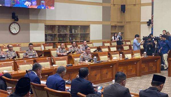 Program Prioritas Calon Tunggal Kapolri Komjen Suyudi: Tak Boleh Ada Titipan di Polri! Program Prioritas Calon Tunggal Kapolri Komjen Suyudi: Tak Boleh Ada Titipan di Polri!