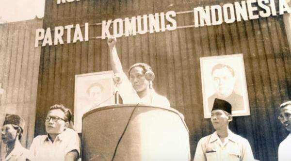 Kronologi Peristiwa Berdarah G30S PKI, Sejarah Kelam Bangsa Indonesia! Kronologi Peristiwa Berdarah G30S PKI, Sejarah Kelam Bangsa Indonesia!