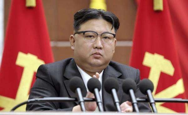 Kim Jong Un Tiba-Tiba Pecat Menhan Korea Utara, Kenapa? Kim Jong Un Tiba-Tiba Pecat Menhan Korea Utara, Kenapa?