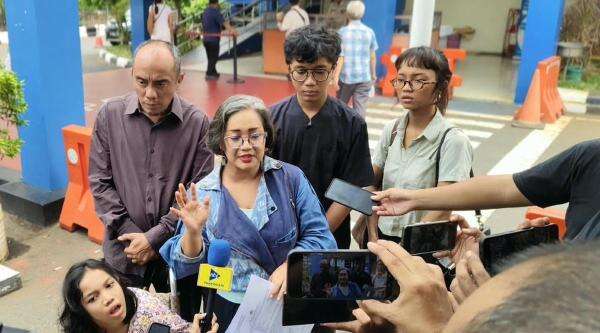 Kasus Ricuh Maulid Nabi di Jaksel Dilaporkan ke Polda Metro, Korban Pakai Pasal Penganiayaan! Kasus Ricuh Maulid Nabi di Jaksel Dilaporkan ke Polda Metro, Korban Pakai Pasal Penganiayaan!