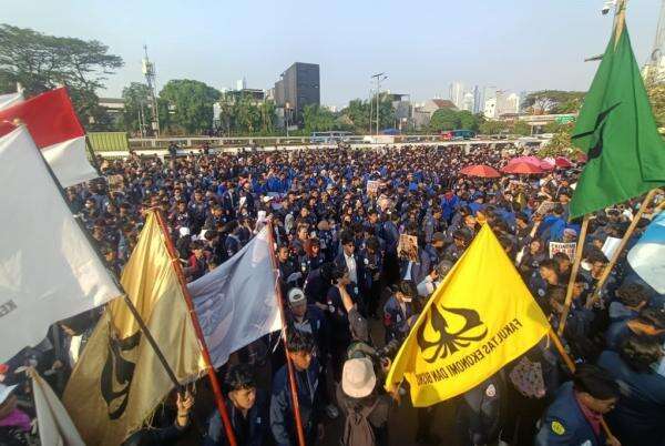 Terungkap! Ini Alasan Mahasiswa Trisakti Pilih Demo di DPR, Berbeda dengan UI Terungkap! Ini Alasan Mahasiswa Trisakti Pilih Demo di DPR, Berbeda dengan UI