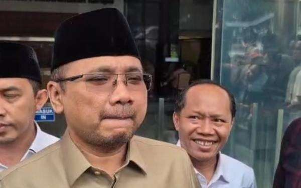 Eks Menag Gus Yaqut Ditetapkan Tersangka Kasus Korupsi Kuota Haji Eks Menag Gus Yaqut Ditetapkan Tersangka Kasus Korupsi Kuota Haji