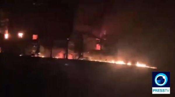 Kapal Tanker Minyak Raksasa Terkena Ranjau di Selat Hormuz dan Terbakar Kapal Tanker Minyak Raksasa Terkena Ranjau di Selat Hormuz dan Terbakar