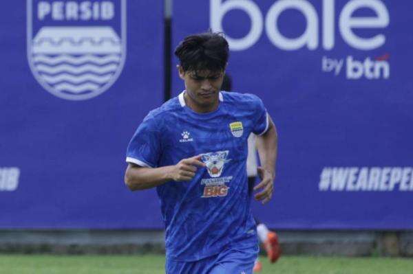 Alfeandra Dewangga Resmi Tinggalkan Persib Bandung, Ini Alasannya Alfeandra Dewangga Resmi Tinggalkan Persib Bandung, Ini Alasannya