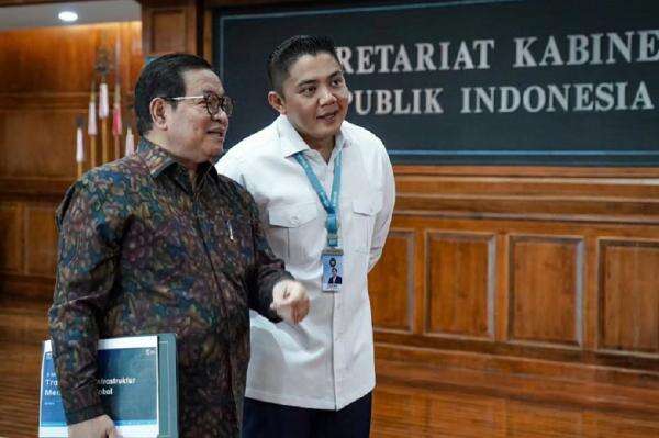 Gubernur Jakarta Pramono Datangi Kantor Seskab Teddy, Bahas Apa? Gubernur Jakarta Pramono Datangi Kantor Seskab Teddy, Bahas Apa?