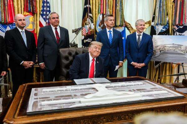 Trump Yakin Perang AS dengan Iran Segera Berakhir Trump Yakin Perang AS dengan Iran Segera Berakhir