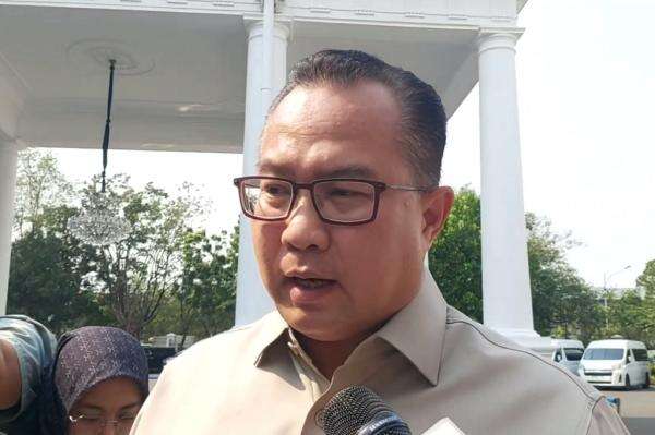 Prabowo Kumpulkan Para Pakar di Istana, Bahas Penanganan Karhutla Prabowo Kumpulkan Para Pakar di Istana, Bahas Penanganan Karhutla