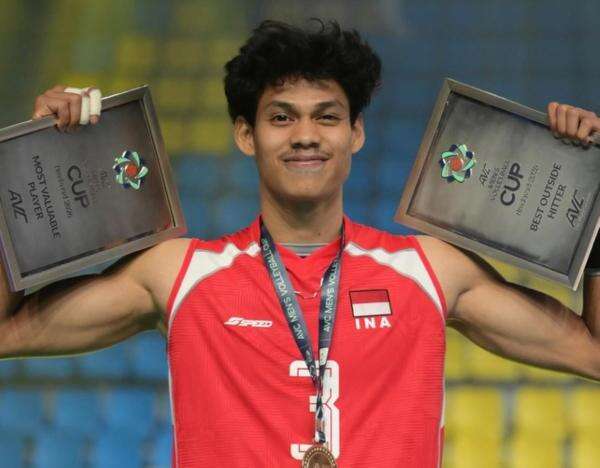 Kisah Unik Boy Arnez, Pevoli Indonesia Pertama yang Sukses Raih 4 MVP Bergengsi Kisah Unik Boy Arnez, Pevoli Indonesia Pertama yang Sukses Raih 4 MVP Bergengsi