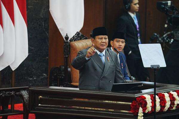 RAPBN 2027 Bidik Pertumbuhan 6, Efisiensi Anggaran dan Harga Komoditas Disorot RAPBN 2027 Bidik Pertumbuhan 6, Efisiensi Anggaran dan Harga Komoditas Disorot