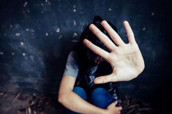 Viral ABG Perempuan Berlumuran Darah, Mengaku Diancam Dibunuh untuk Ditumbalkan Viral ABG Perempuan Berlumuran Darah, Mengaku Diancam Dibunuh untuk Ditumbalkan