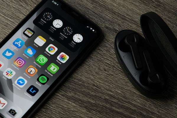 Cara Mengatasi iPhone yang Tidak Bisa Membaca Sim Card Cara Mengatasi iPhone yang Tidak Bisa Membaca Sim Card