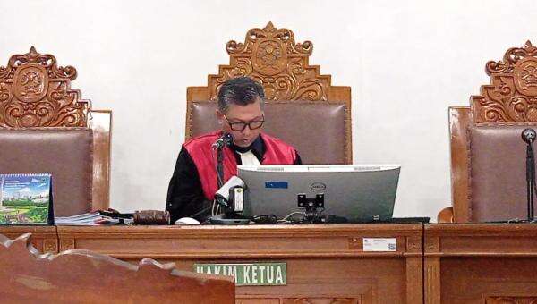 Tok! Gugatan Praperadilan Asrul Azis Tersangka Kasus Kuota Haji kembali Ditolak Tok! Gugatan Praperadilan Asrul Azis Tersangka Kasus Kuota Haji kembali Ditolak