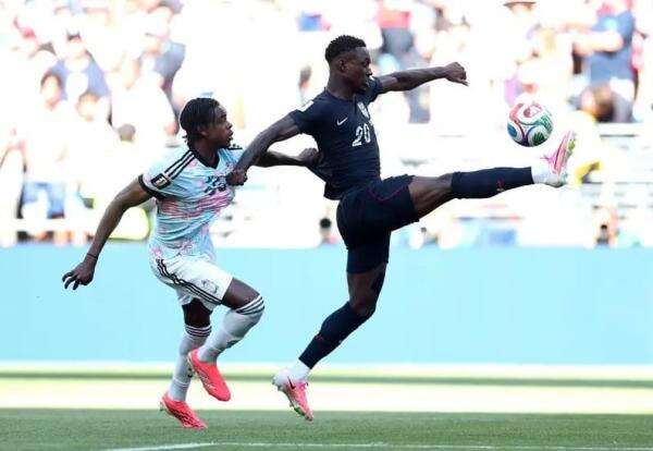 Folarin Balogun Jadi Starter, Amerika Serikat Tertinggal dari Belgia 1-2 di Babak Pertama Folarin Balogun Jadi Starter, Amerika Serikat Tertinggal dari Belgia 1-2 di Babak Pertama