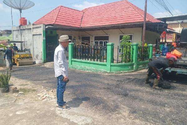 Alokasikan Pokir untuk Aspal Jalan, Effendi Alung Konsisten Kawal Infrastruktur Jambi Alokasikan Pokir untuk Aspal Jalan, Effendi Alung Konsisten Kawal Infrastruktur Jambi