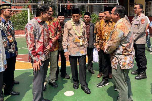 Soal Putusan PTUN, Pengacara: Satuan Pendidikan di Bawah BLU UIN Jakarta Tetap Berjalan Soal Putusan PTUN, Pengacara: Satuan Pendidikan di Bawah BLU UIN Jakarta Tetap Berjalan