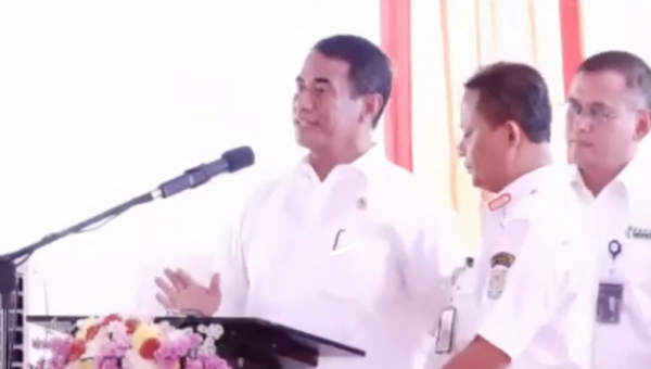 Menteri Pertanian Murka: Beli Pupuk Cukup Pakai KTP, Kartu Tani Tidak Berlaku Lagi! Menteri Pertanian Murka: Beli Pupuk Cukup Pakai KTP, Kartu Tani Tidak Berlaku Lagi!