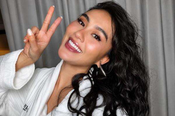 Agnez Mo Pulang ke Indonesia, Siap Galang Dana untuk Korban Karhutla Kalimantan Agnez Mo Pulang ke Indonesia, Siap Galang Dana untuk Korban Karhutla Kalimantan