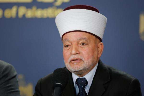 Israel Menahan Mufti Agung Yerusalem, Melarangnya Masuk Masjid Al-Aqsa Selama 1 Pekan Israel Menahan Mufti Agung Yerusalem, Melarangnya Masuk Masjid Al-Aqsa Selama 1 Pekan