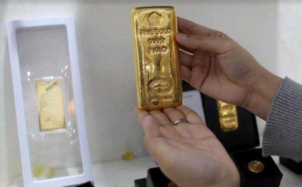 Harga Emas Antam Turun 4 Hari Beruntun, Hari Ini Anjlok Rp48.000 Harga Emas Antam Turun 4 Hari Beruntun, Hari Ini Anjlok Rp48.000