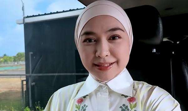 Ria Ricis Kecewa Naik Helikopter di Bali, Diperlakukan Beda dengan Turis Asing Ria Ricis Kecewa Naik Helikopter di Bali, Diperlakukan Beda dengan Turis Asing