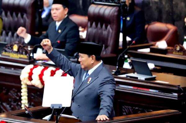 Prabowo Minta Masyarakat Isi Sensus Ekonomi dengan Jujur: Datanya Bukan untuk Kejar Kekayaan Pribadi Prabowo Minta Masyarakat Isi Sensus Ekonomi dengan Jujur: Datanya Bukan untuk Kejar Kekayaan Pribadi