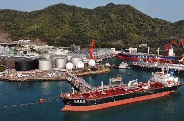 Hindari Selat Hormuz, Saudi Aramco Jual 4 Juta Barel Minyak ke China via Fujairah Hindari Selat Hormuz, Saudi Aramco Jual 4 Juta Barel Minyak ke China via Fujairah