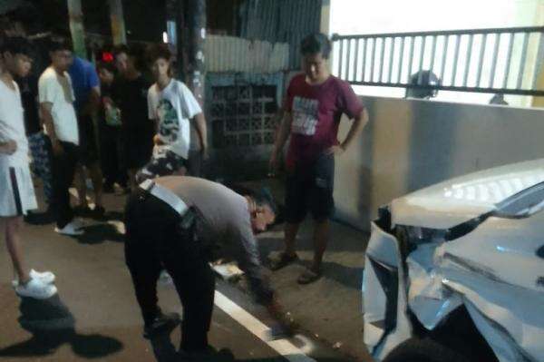 Kecelakaan Maut di Mampang Prapatan, Pelajar Pejalan Kaki Tewas Ditabrak Pajero Kecelakaan Maut di Mampang Prapatan, Pelajar Pejalan Kaki Tewas Ditabrak Pajero