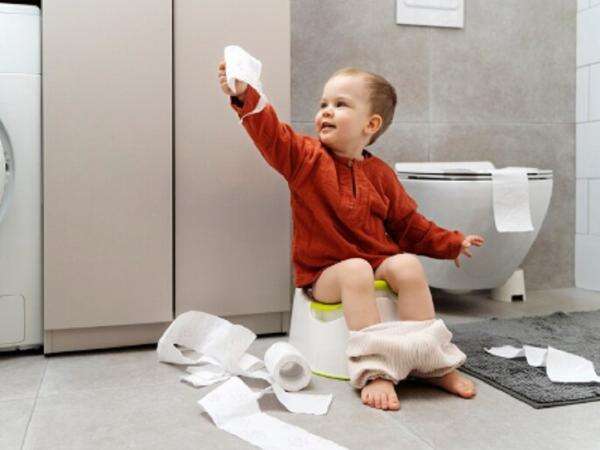 Mitos atau Fakta: Residu di Alat Makan Bayi Bisa Picu Diare? Ini Penjelasan Dokter Mitos atau Fakta: Residu di Alat Makan Bayi Bisa Picu Diare? Ini Penjelasan Dokter