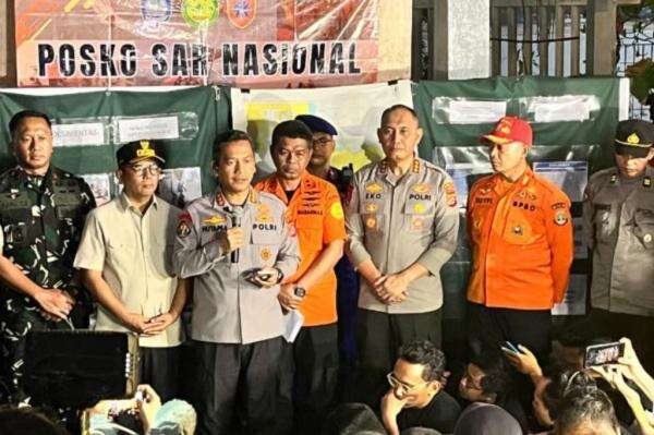 Polisi Pastikan Temuan Benda dan Jenazah Tak terkait 5 Jurnalis Hilang di Selat Sunda Polisi Pastikan Temuan Benda dan Jenazah Tak terkait 5 Jurnalis Hilang di Selat Sunda