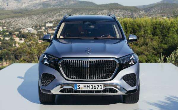 SUV Mewah Mercedes-Maybach GLS Dirilis, Gendong Mesin V8 Hybrid dan Teknologi AI SUV Mewah Mercedes-Maybach GLS Dirilis, Gendong Mesin V8 Hybrid dan Teknologi AI