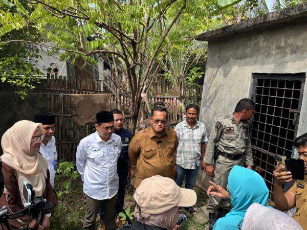 Pj Bupati Pidie Jaya dan RSJ Aceh Bebaskan ODGJ dari Praktek Pasung Pj Bupati Pidie Jaya dan RSJ Aceh Bebaskan ODGJ dari Praktek Pasung