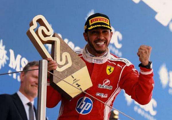 Kisah Lewis Hamilton Sebut Indonesia sebagai Negara Favorit, Ini Alasannya! Kisah Lewis Hamilton Sebut Indonesia sebagai Negara Favorit, Ini Alasannya!