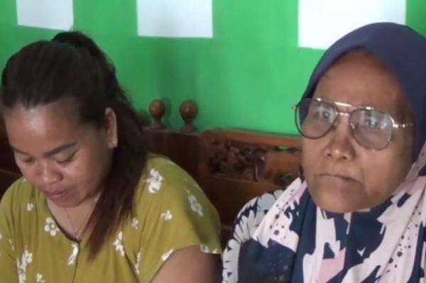 Dikira Sudah Meninggal, Nenek 76 Tahun Pulang ke Jember setelah 34 Tahun Merantau di Malaysia Dikira Sudah Meninggal, Nenek 76 Tahun Pulang ke Jember setelah 34 Tahun Merantau di Malaysia
