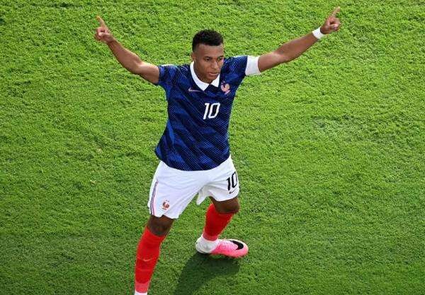 Daftar Top Skor Piala Dunia 2026: Kylian Mbappe Melesat ke Puncak, Geser Lionel Messi! Daftar Top Skor Piala Dunia 2026: Kylian Mbappe Melesat ke Puncak, Geser Lionel Messi!