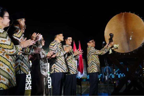 MTQ Nasional 2026 Diikuti 2.242 Peserta dari 37 Provinsi MTQ Nasional 2026 Diikuti 2.242 Peserta dari 37 Provinsi