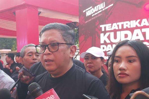 Hasto Singgung Febrie Tak Diborgol: Peringatkan Bahaya Ketidakadilan Hukum Hasto Singgung Febrie Tak Diborgol: Peringatkan Bahaya Ketidakadilan Hukum