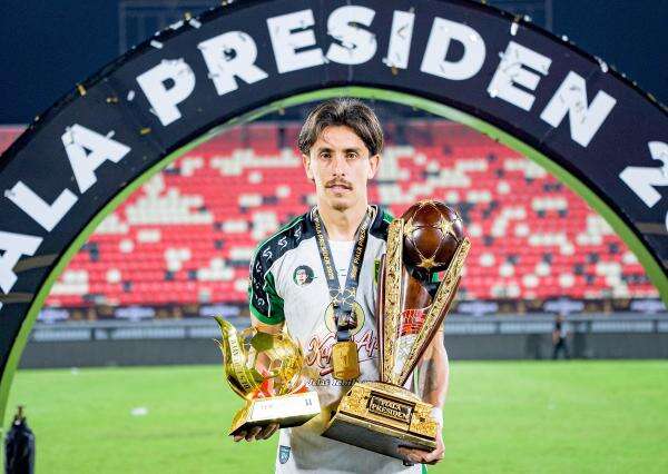 5 Pemain Persebaya yang Siap Curi Perhatian pada Super League 2026-2027, Nomor 1 MVP Piala Presiden 5 Pemain Persebaya yang Siap Curi Perhatian pada Super League 2026-2027, Nomor 1 MVP Piala Presiden