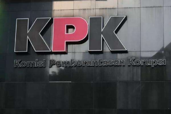 Kasus Pajak Banjarmasin, KPK Sita USD150.000 usai Penggeledahan di Bandung dan Tangerang Kasus Pajak Banjarmasin, KPK Sita USD150.000 usai Penggeledahan di Bandung dan Tangerang