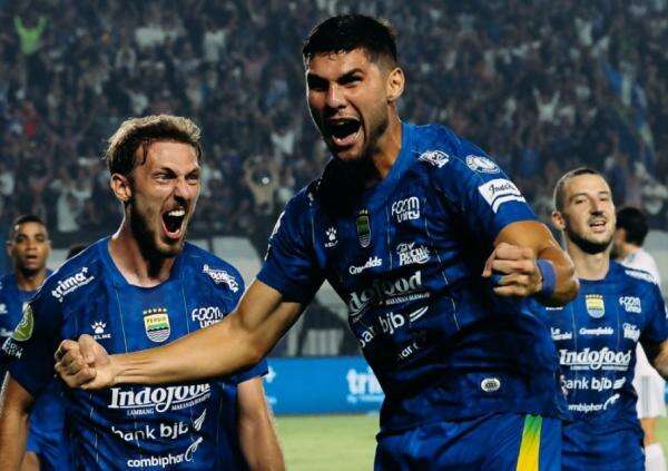Hasil Persib Bandung vs Persik Kediri di Super League 2026-2027: Gol Julio Cesar Bantu Pangeran Biru Menang 1-0! Hasil Persib Bandung vs Persik Kediri di Super League 2026-2027: Gol Julio Cesar Bantu Pangeran Biru Menang 1-0!
