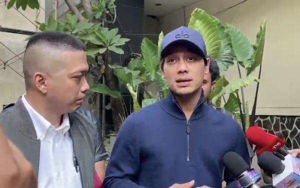 Rizky Billar Tutup Pintu Damai 6 Akun Haters usai Fitnah Keluarga: Biar Ada Efek Jera Rizky Billar Tutup Pintu Damai 6 Akun Haters usai Fitnah Keluarga: Biar Ada Efek Jera