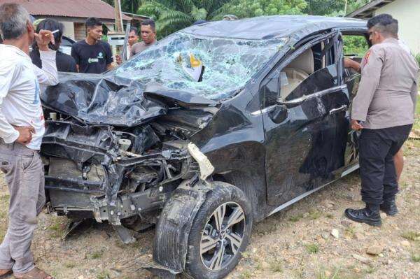 Kecelakaan Maut Mobil Tabrak Motor di Aceh Selatan, 2 Pelajar Perempuan Tewas Kecelakaan Maut Mobil Tabrak Motor di Aceh Selatan, 2 Pelajar Perempuan Tewas