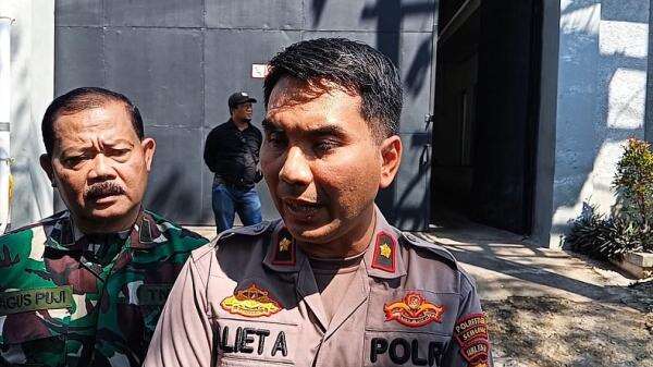 Olah TKP, Polisi Selidiki Penyebab Ledakan Maut Mesin di Pabrik Herbal Semarang Olah TKP, Polisi Selidiki Penyebab Ledakan Maut Mesin di Pabrik Herbal Semarang