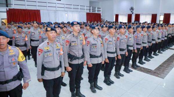 200 Personel Brimob NTB Dikerahkan Tangani Karhutla di 5 Wilayah Kalimantan 200 Personel Brimob NTB Dikerahkan Tangani Karhutla di 5 Wilayah Kalimantan