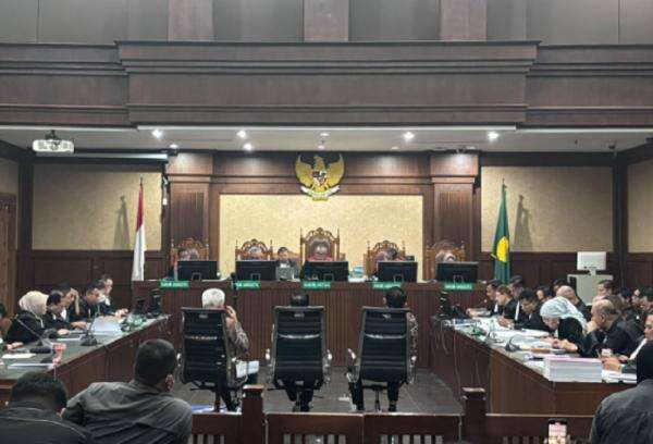 Nurman Herin Ngaku Ditekan Penyidik untuk Akui Serahkan Ransel ke Febrie Adriansyah Nurman Herin Ngaku Ditekan Penyidik untuk Akui Serahkan Ransel ke Febrie Adriansyah