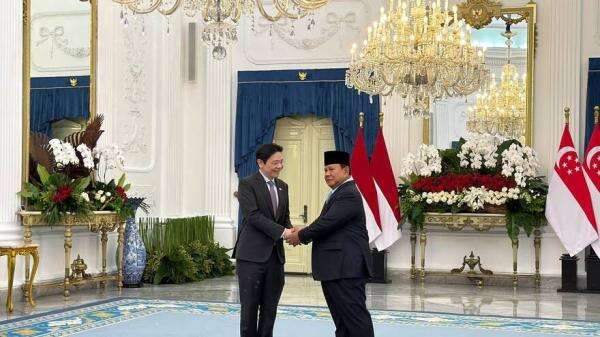 Prabowo Sambut Kedatangan PM Singapura Lawrence Wong di Istana Merdeka Prabowo Sambut Kedatangan PM Singapura Lawrence Wong di Istana Merdeka
