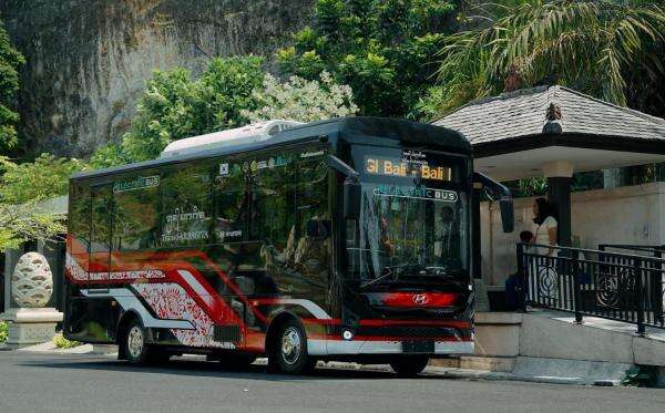 Gandeng Karoseri Lokal, Hyundai Rilis 11 Bus Listrik di Bali Gandeng Karoseri Lokal, Hyundai Rilis 11 Bus Listrik di Bali